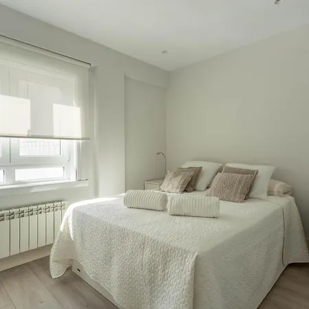 Apartment Piso De 3 En Primera Linea De La Playa De Riazor